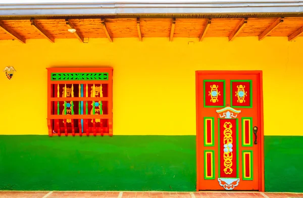 Colonial building in Antioquia, Colombia — Foto de Stock