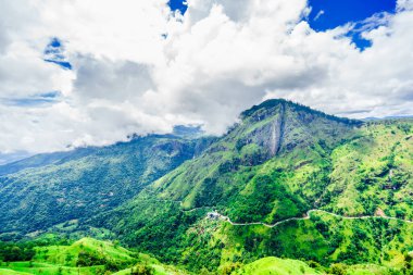 Küçük Adams tepe panoramik görünümünden Ella Rock Ella, Sri Lanka. 