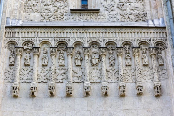 Ornament auf der Dmitrower Kathedrale — Stockfoto