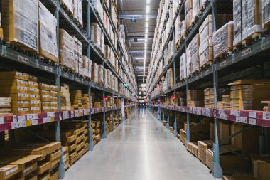Ambar koridorda bir IKEA mağazası