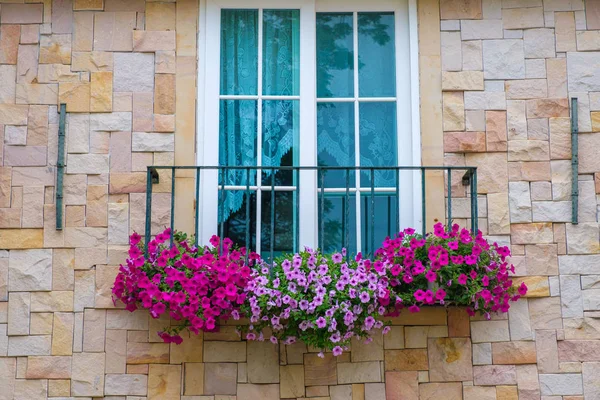 Antique window in the old town — Stock Photo, Image