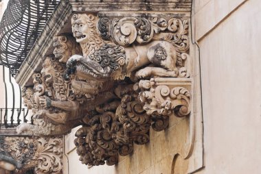 Barok balkon Sicilya Noto, İtalya