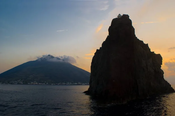 Stromboli Strombolicchio Tramonto Nelle Isole Eolie Sicilia Italia — Foto Stock