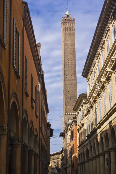 Asinelli toren, Bologna — Stockfoto