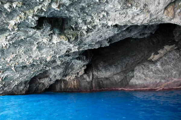 Entré Till Blå Grottan Dino Island Kalabrien Italien Stockbild