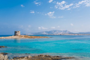 İtalya, Sardinya 'daki La Pelosa plajı ve adası