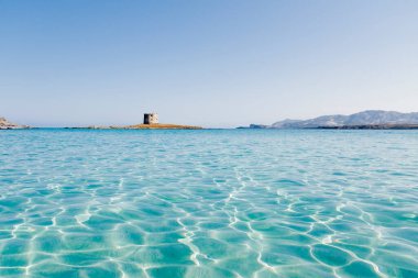 İtalya, Sardinya 'daki La Pelosa plajı ve adası