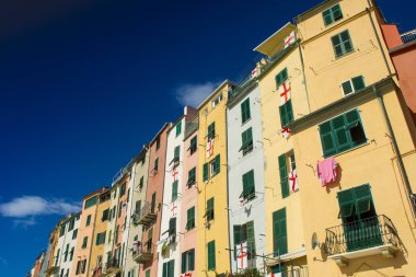Portovenere İtalya çok renkli evler ile karakterize tipik mimari