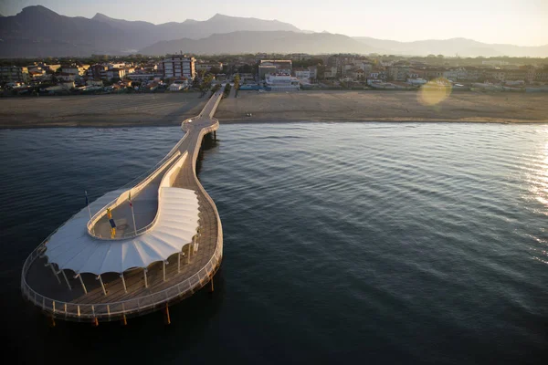 Переглянути Лідо Камайоре Jetty Версилії Тоскані Італія — стокове фото