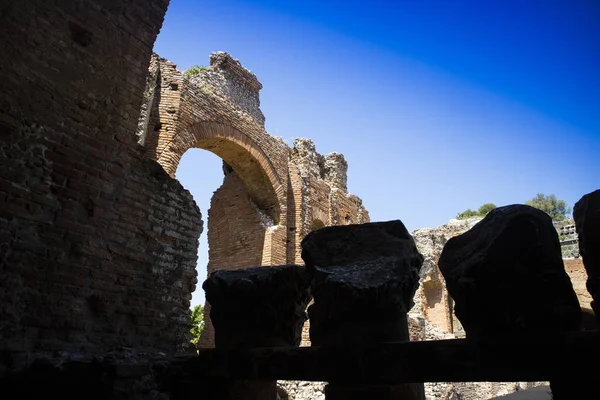 Restos Antigo Teatro Romano Perto Taormina Itália — Fotografia de Stock