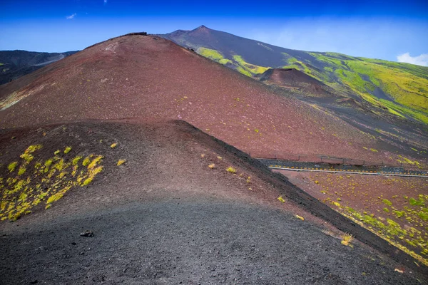 Вид Цветные Склоны Вулкана Этна Италия Европа — стоковое фото