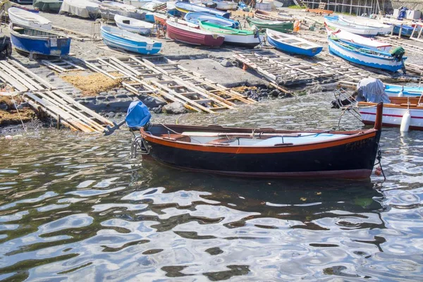 Blick Auf Den Kleinen Hafen Von Aci Reale Sizilien — Stockfoto