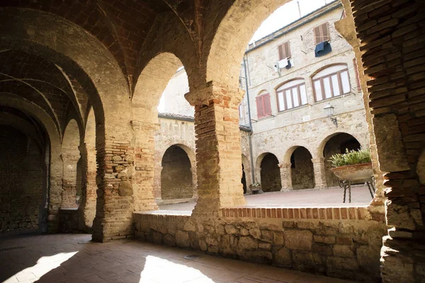 Vista Interior Del Lugar Culto Del Chiostro Suvereto Toscana —  Fotos de Stock