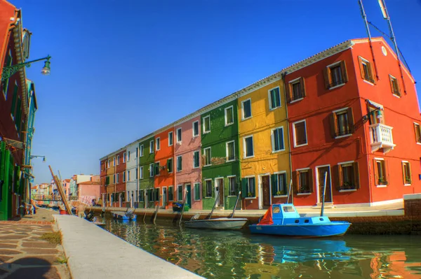 Syn Små Och Färgstarka Byn Burano Nära Venedig — Stockfoto