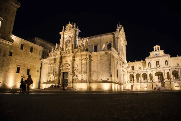 Νυχτερινή Θέα Από Την Πλατεία Piazza Del Duomo Στο Λέτσε — Φωτογραφία Αρχείου