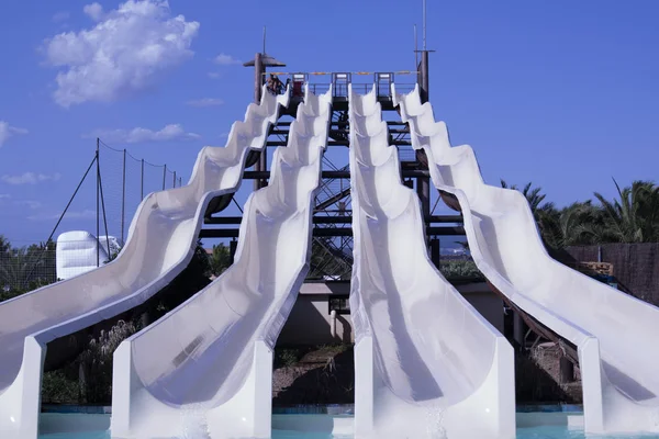 Rodamientos Estructuras Metálicas Arquitectónicas Parque Agua — Foto de Stock