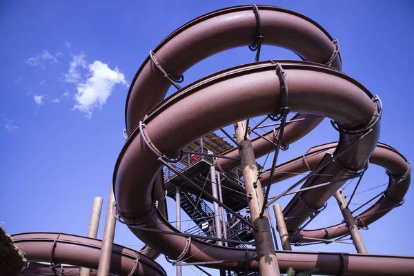 Lager Architecturale Metalen Structuren Van Een Water Park — Stockfoto