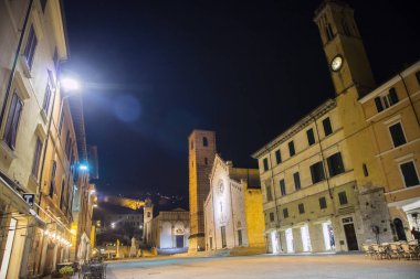 Piazza del Duomo Pietrasanta Lu içinde