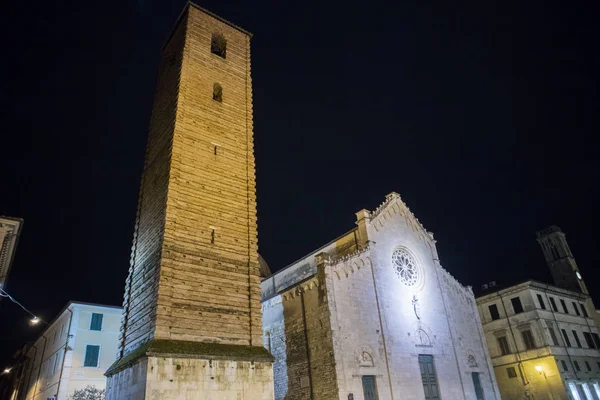 Η Piazza del Duomo, στην Pietrasanta Lu — Φωτογραφία Αρχείου