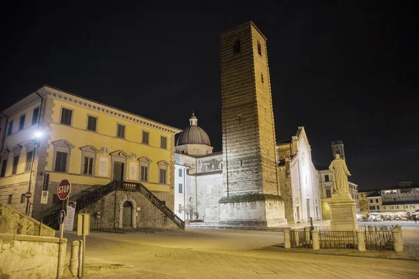 Η Piazza del Duomo, στην Pietrasanta Lu — Φωτογραφία Αρχείου