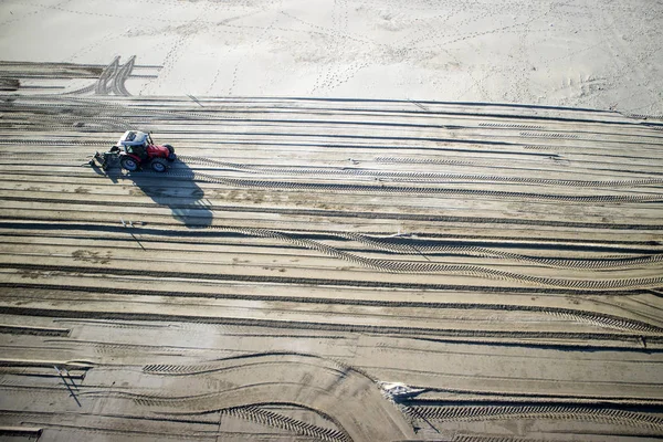 Versilia travaille à restaurer la plage — Photo