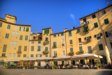 Lucca amfitiyatrosu Piazza