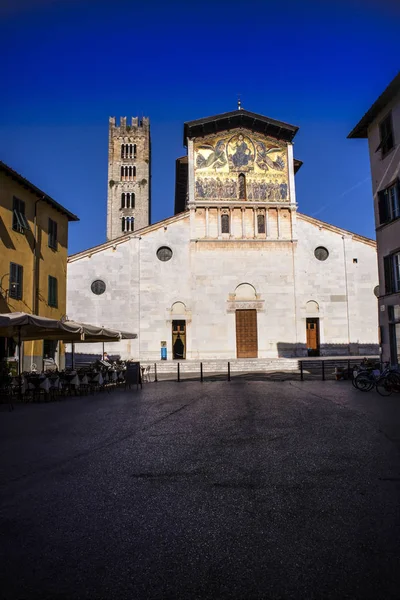 Basilika von San Frediano Lucca — Stockfoto