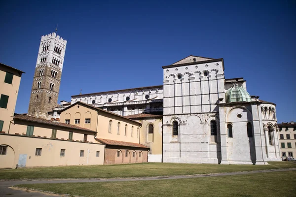 San Martino Luccas katedral — Stockfoto