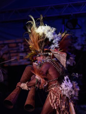 Bergamo, İtalya - 1 Haziran 2018: Tufi grup geleneksel şarkıları ve dansları, Papua Yeni Gine, Lo Spirito Del Pianeta, Chıuduno Festivali'nde gerçekleştirilen kabile gerçekleştirir. Brambilla Simone canlı haber fotoğrafçı
