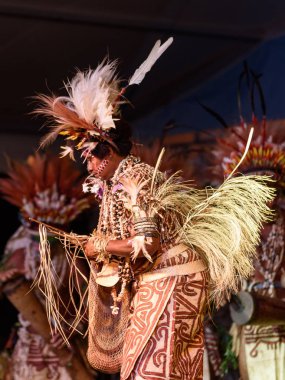 Bergamo, İtalya - 1 Haziran 2018: Tufi grup geleneksel şarkıları ve dansları, Papua Yeni Gine, Lo Spirito Del Pianeta, Chıuduno Festivali'nde gerçekleştirilen kabile gerçekleştirir. Brambilla Simone canlı haber fotoğrafçı
