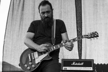 Bergamo, İtalya - 29 Temmuz 2018: 6 halk ve Metal Malpaga Fest (Bg) İtalyan halk rock band Kalevala Hms gerçekleştirir. Brambilla Simone canlı haber fotoğrafçı