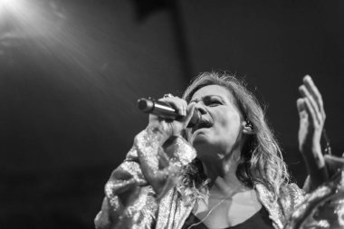 Bergamo, İtalya. 23st Temmuz 2017. İtalyan şarkıcı Irene Grandi Rock sul Serio festivali gerçekleştirir. Brambilla Simone Photography canlı haber