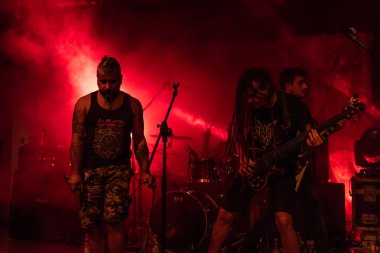 Bergamo, İtalya - 26 Ağustos 2018: İtalyan Melodik Death Metal grubu Pollo Metal festivalinde SPAZIO Polaresco (Bg), siyah öfke gerçekleştirir. Brambilla Simone canlı haber fotoğrafçı