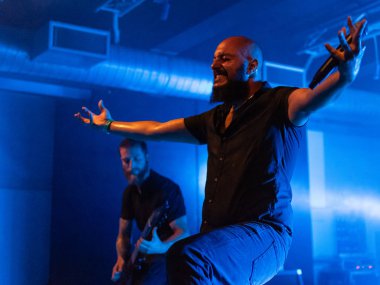 Bergamo, İtalya - 26 Ağustos 2018: İtalyan Death Metal grubu Pollo Metal festivalinde SPAZIO Polaresco (Bg), iğrenç İlahiyat gerçekleştirir. Brambilla Simone canlı haber fotoğrafçı