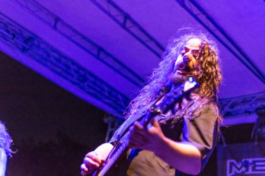Bergamo, İtalya - 26 Ağustos 2018: İtalyan Thrash-Death Metal grubu Pollo Metal festivalinde SPAZIO Polaresco (Bg), Methedras gerçekleştirir. Brambilla Simone canlı haber fotoğrafçı