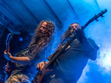 Bergamo, İtalya - 26 Ağustos 2018: İtalyan Thrash-Death Metal grubu Pollo Metal festivalinde SPAZIO Polaresco (Bg), Methedras gerçekleştirir. Brambilla Simone canlı haber fotoğrafçı