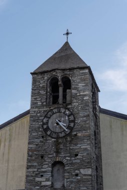 Çan Kulesi, ortaçağ tarzı Saat Kulesi, dikey görüntü detay