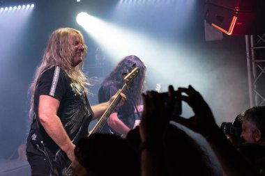 Milan, İtalya - 3 Ekim 2018: Alman power metal grubu efsane kulüpte Primal Fear gerçekleştirir. Brambilla Simone canlı haber fotoğrafçı