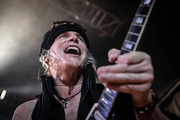 Milan, İtalya - 30 Ekim 2018: Alman rock müzik projesi Michael Schenker Fest canlı müzik kulübünde (Mi) gerçekleştirir. Brambilla Simone canlı haber fotoğrafçı