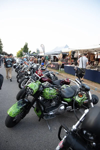 Fiesta anual de motos llamada FESTA BIKERS en Colonia al Serio  ( — Foto de Stock