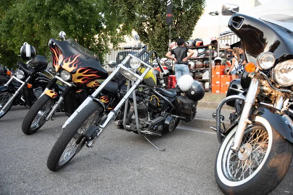 Jaarlijkse motorfiets partij genaamd Festa bikers in Cologno al Serio ( — Stockfoto