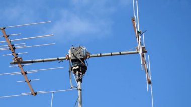 Kuzey İtalya, bir uydu uydu dizi yavaş yavaş kameranın doğru döner