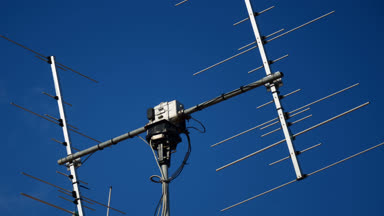 Kuzey İtalya, bir uydu uydu dizi yavaş yavaş kameranın doğru döner