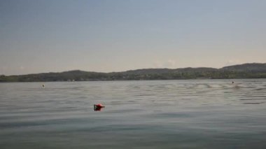 Geniş atış göl Viverone, İtalya.