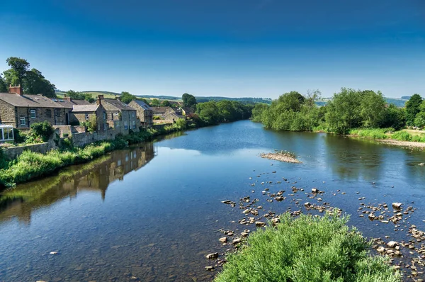 El río Tyne del Sur en Haydon Bridge, Northumberland . — Foto de Stock