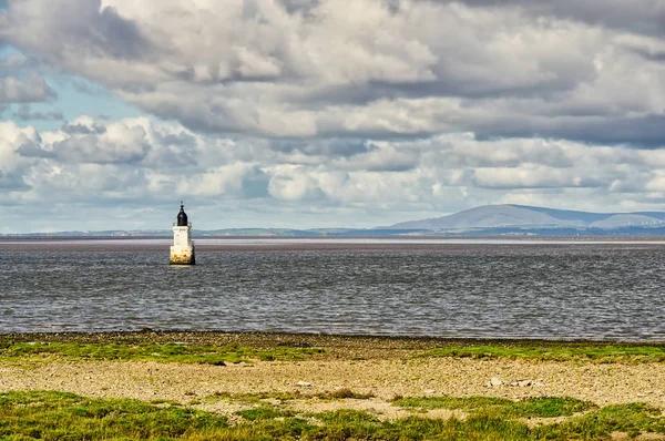 Plover Scar lighthouse at the entrance to the Lune estuary. — Stock Photo, Image