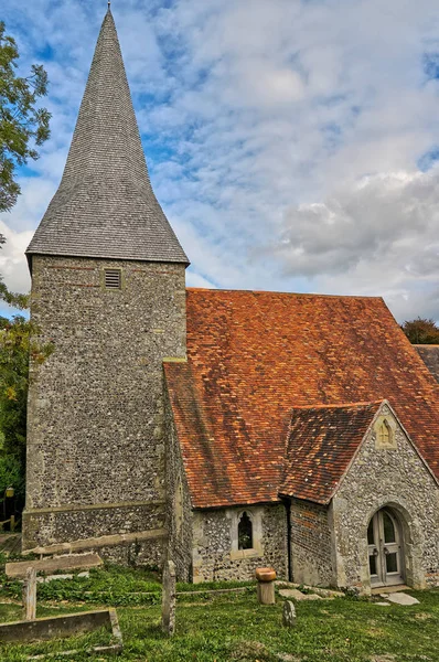 A igreja do século XIV na aldeia de Alciston — Fotografia de Stock