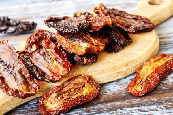 kurutulmuş domates. seçici odak