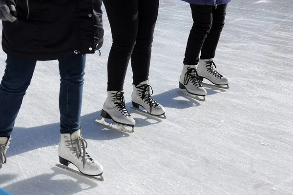 Mensen Schaatsbaan — Stockfoto