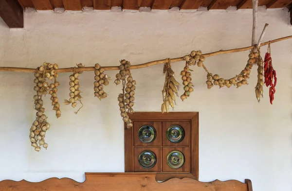 View Terrace Old Ukrainian Rural Hut Antique Window Pigtails Onion — Stockfoto